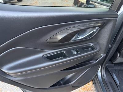 2019 GMC Terrain SLT   - Photo 8 - Charlotte, NC 28227