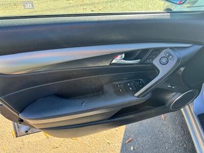 2012 Acura TL   - Photo 5 - Charlotte, NC 28227