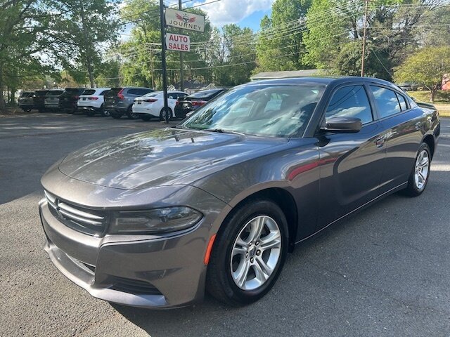 2015 Dodge Charger SE   - Photo 1 - Charlotte, NC 28227