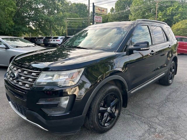2016 Ford Explorer XLT   - Photo 1 - Charlotte, NC 28227