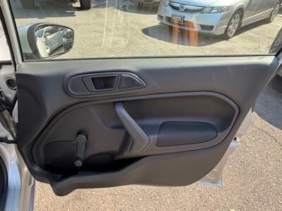 2015 Ford Fiesta S   - Photo 11 - Charlotte, NC 28227
