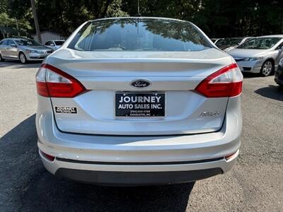 2015 Ford Fiesta S   - Photo 5 - Charlotte, NC 28227