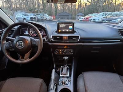 2015 Mazda Mazda3 i Sport   - Photo 15 - Charlotte, NC 28227