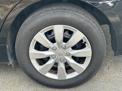 2015 Toyota Camry LE   - Photo 28 - Charlotte, NC 28227