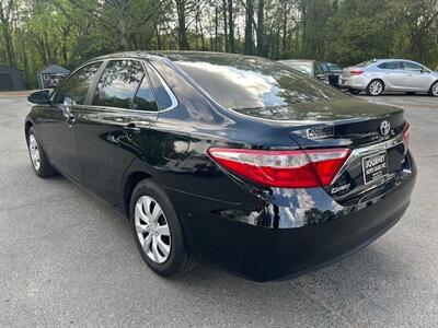 2015 Toyota Camry LE   - Photo 2 - Charlotte, NC 28227