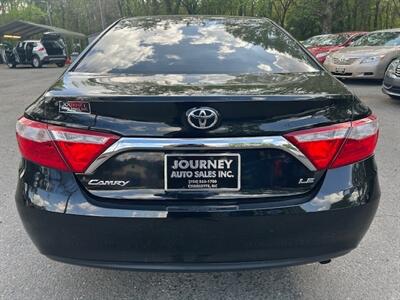 2015 Toyota Camry LE   - Photo 17 - Charlotte, NC 28227