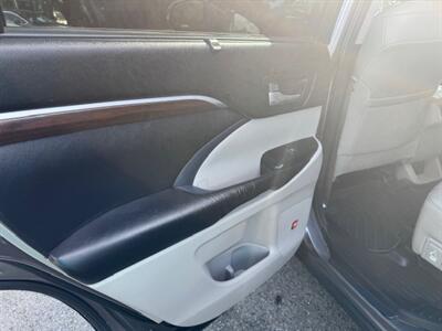 2015 Toyota Highlander Limited   - Photo 8 - Charlotte, NC 28227