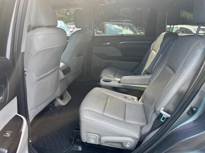 2015 Toyota Highlander Limited   - Photo 9 - Charlotte, NC 28227