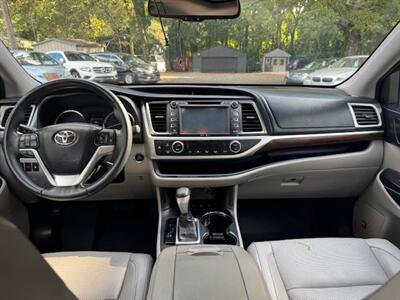 2015 Toyota Highlander Limited   - Photo 17 - Charlotte, NC 28227