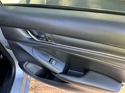2020 Honda Accord Sport   - Photo 12 - Charlotte, NC 28227