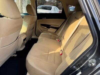 2012 Honda Crosstour EX V6   - Photo 8 - Charlotte, NC 28227