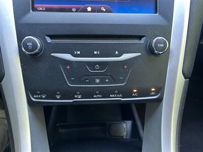 2013 Ford Fusion SE - Photo 17 - Charlotte, NC 28227