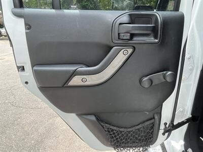 2017 Jeep Wrangler Sport   - Photo 11 - Charlotte, NC 28227