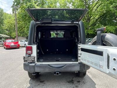 2017 Jeep Wrangler Sport   - Photo 27 - Charlotte, NC 28227
