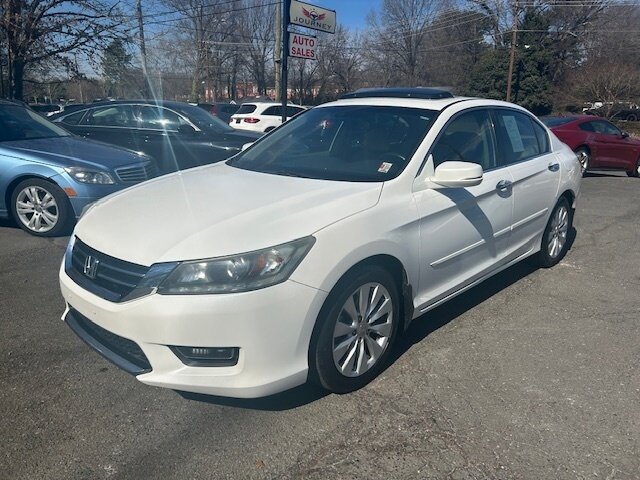 2014 Honda Accord EX-L V6 w/Navi   - Photo 1 - Charlotte, NC 28227