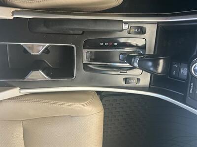 2014 Honda Accord EX-L V6 w/Navi   - Photo 16 - Charlotte, NC 28227