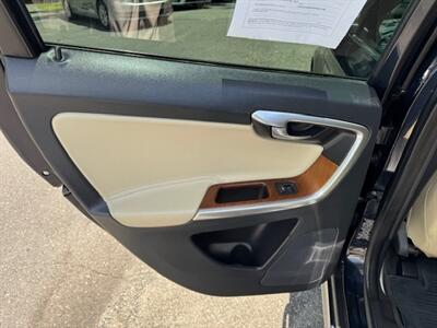 2017 Volvo XC60 T5 Inscription   - Photo 9 - Charlotte, NC 28227