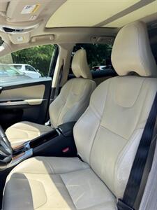 2017 Volvo XC60 T5 Inscription   - Photo 6 - Charlotte, NC 28227