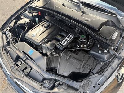 2011 BMW 128i   - Photo 17 - Charlotte, NC 28227