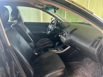 2005 Nissan Altima 2.5 SL   - Photo 12 - Charlotte, NC 28227
