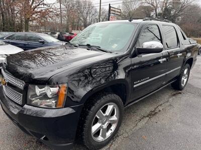 2013 Chevrolet Avalanche LTZ Black Diamond Truck