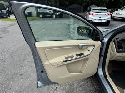 2012 Volvo XC60 3.2 Premier   - Photo 10 - Charlotte, NC 28227