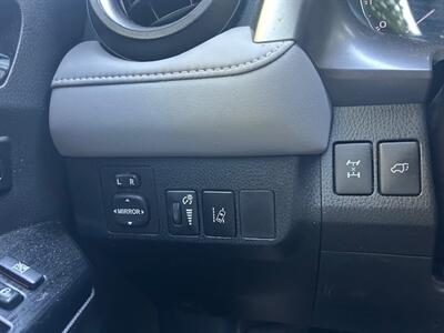 2016 Toyota RAV4 Limited - Photo 13 - Charlotte, NC 28227