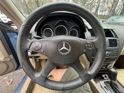 2011 Mercedes-Benz C 300 Luxury   - Photo 18 - Charlotte, NC 28227