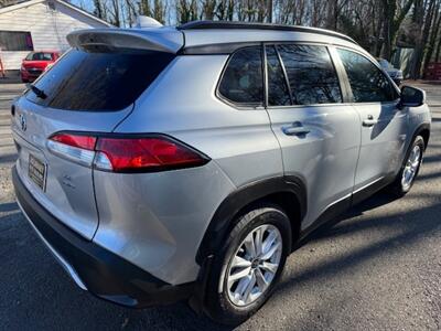 2022 Toyota Corolla Cross LE - Photo 4 - Charlotte, NC 28227