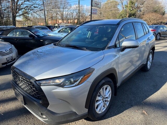2022 Toyota Corolla Cross LE   - Photo 1 - Charlotte, NC 28227