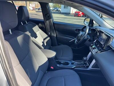 2022 Toyota Corolla Cross LE - Photo 16 - Charlotte, NC 28227
