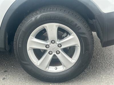 2013 Toyota RAV4 XLE - Photo 29 - Charlotte, NC 28227