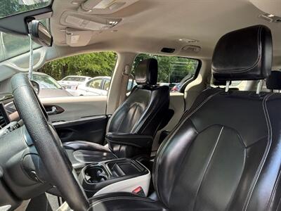 2020 Chrysler Voyager LXi   - Photo 10 - Charlotte, NC 28227
