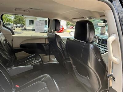 2020 Chrysler Voyager LXi   - Photo 17 - Charlotte, NC 28227