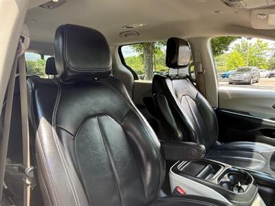 2020 Chrysler Voyager LXi   - Photo 14 - Charlotte, NC 28227