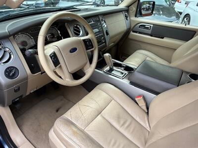 2014 Ford Expedition XLT   - Photo 8 - Charlotte, NC 28227