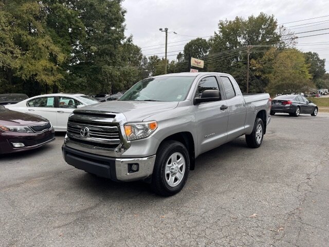 2016 Toyota Tundra SR5  