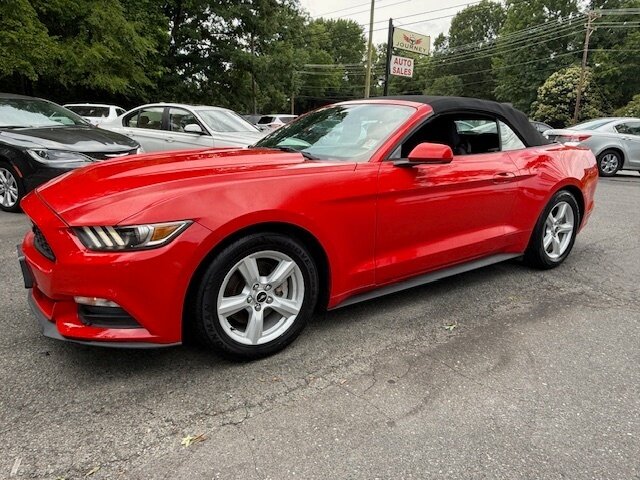 2016 Ford Mustang V6  
