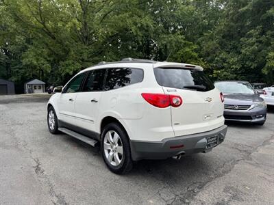 2012 Chevrolet Traverse LTZ   - Photo 2 - Charlotte, NC 28227