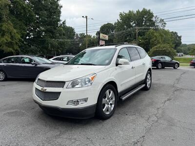 2012 Chevrolet Traverse LTZ   - Photo 1 - Charlotte, NC 28227