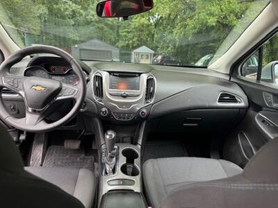 2017 Chevrolet Cruze LT Auto   - Photo 12 - Charlotte, NC 28227