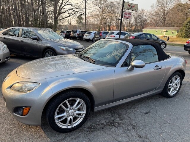 2012 Mazda MX-5 Miata Sport   - Photo 1 - Charlotte, NC 28227