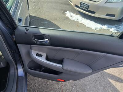 2007 Honda Accord EX-L   - Photo 12 - Charlotte, NC 28227