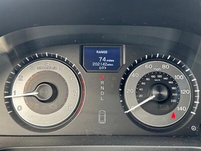2012 Honda Odyssey Touring   - Photo 16 - Portland, OR 97211