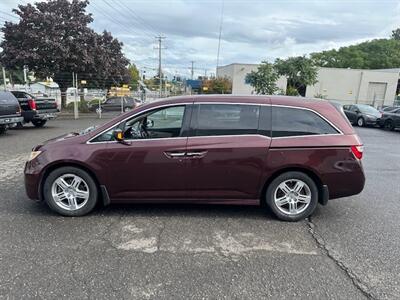 2012 Honda Odyssey Touring   - Photo 2 - Portland, OR 97211
