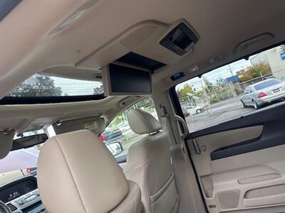 2012 Honda Odyssey Touring   - Photo 22 - Portland, OR 97211