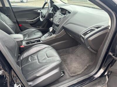 2016 Ford Focus SE - Photo 12 - Portland, OR 97211