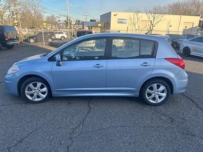 2010 Nissan Versa 1.8 S   - Photo 2 - Portland, OR 97211