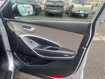2016 Hyundai SANTA FE Sport 2.4L - Photo 14 - Portland, OR 97211