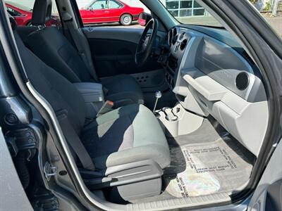 2010 Chrysler PT Cruiser - Photo 13 - Portland, OR 97211